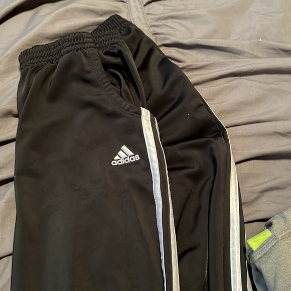 Adidas pants - Picture 3 of 3